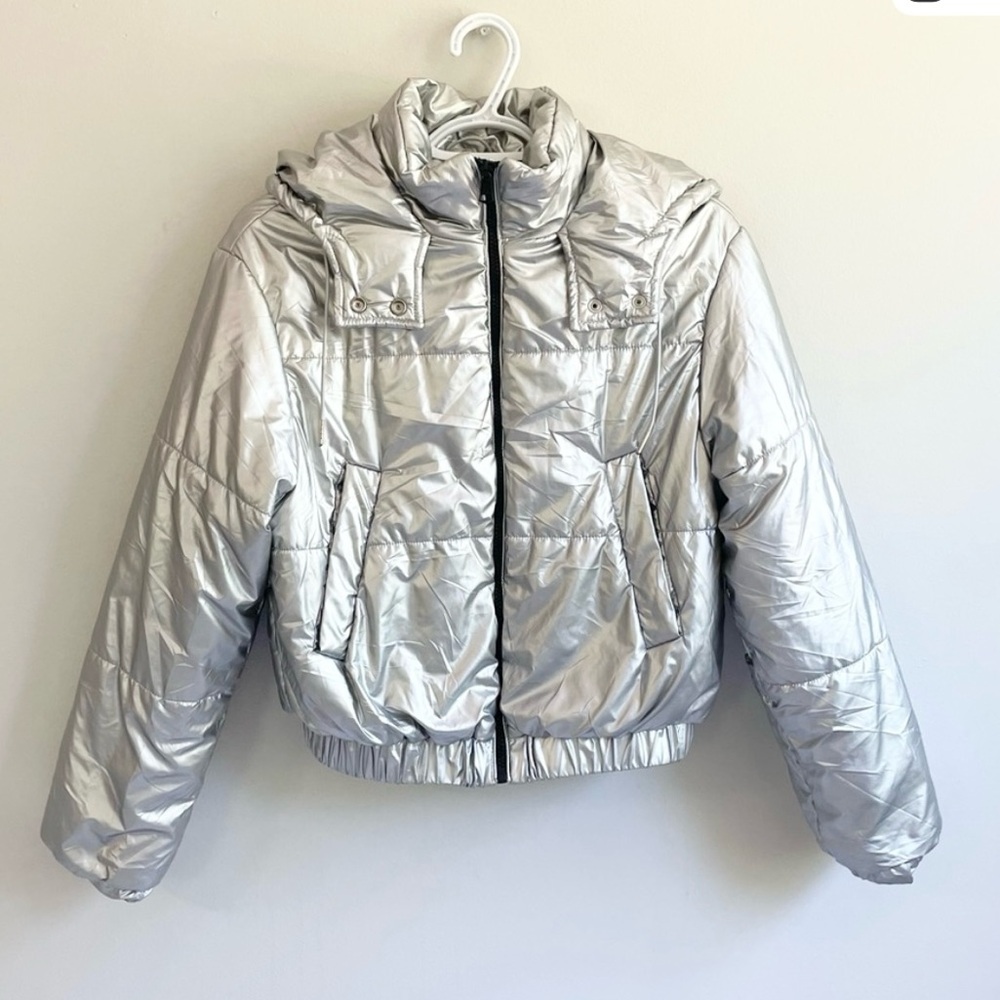 BERSHKA SILVER METALLIC PUFFER JACKET ZIPPER POCKETS ADJUSTABLE HOOD